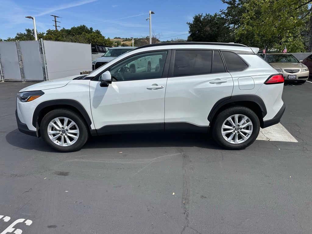 2024 Toyota Corolla Cross LE
