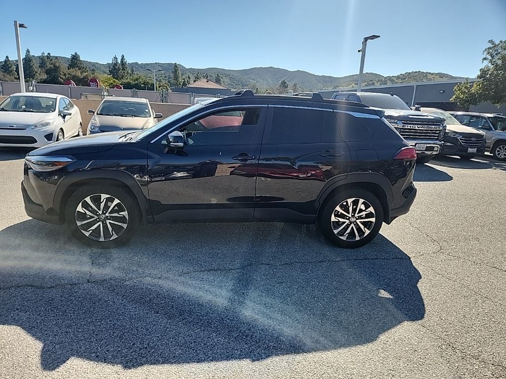 2024 Toyota Corolla Cross XLE