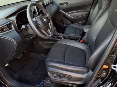 2024 Toyota Corolla Cross XLE