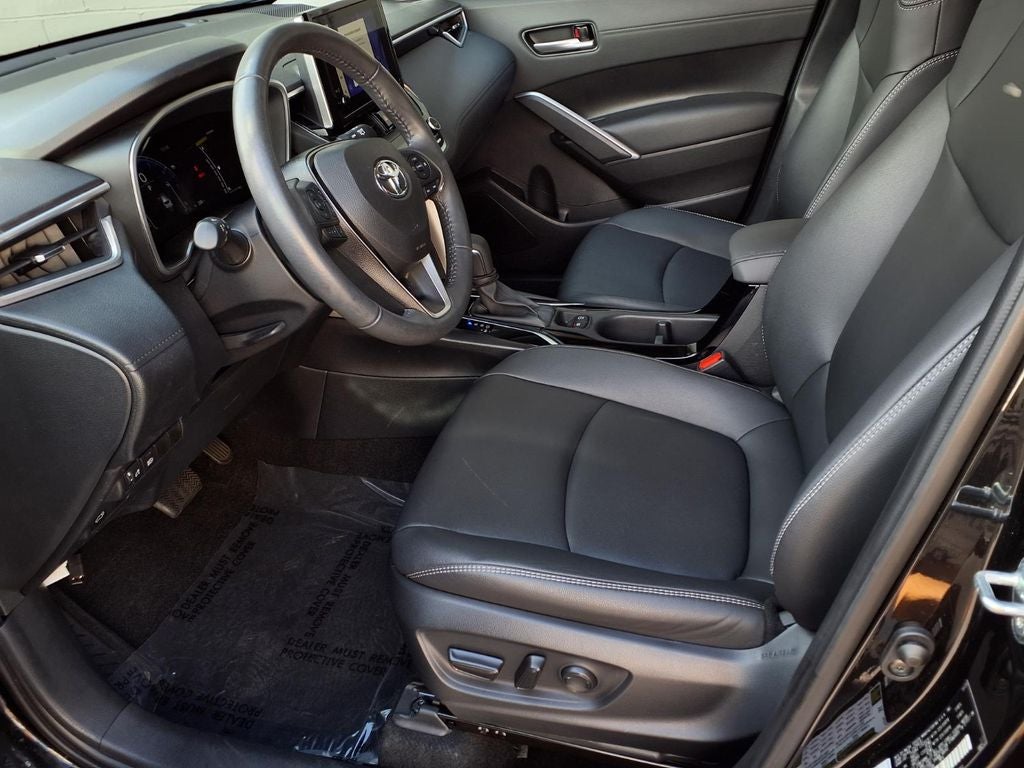 2024 Toyota Corolla Cross XLE