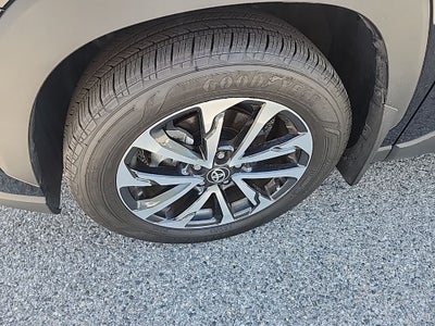 2024 Toyota Corolla Cross XLE