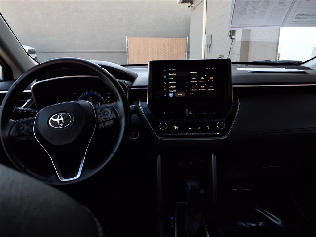 2023 Toyota Corolla Cross XLE
