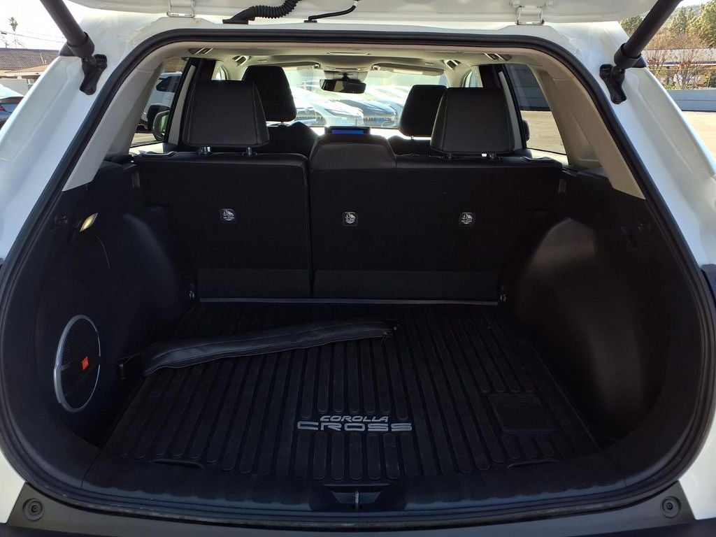 2023 Toyota Corolla Cross XLE