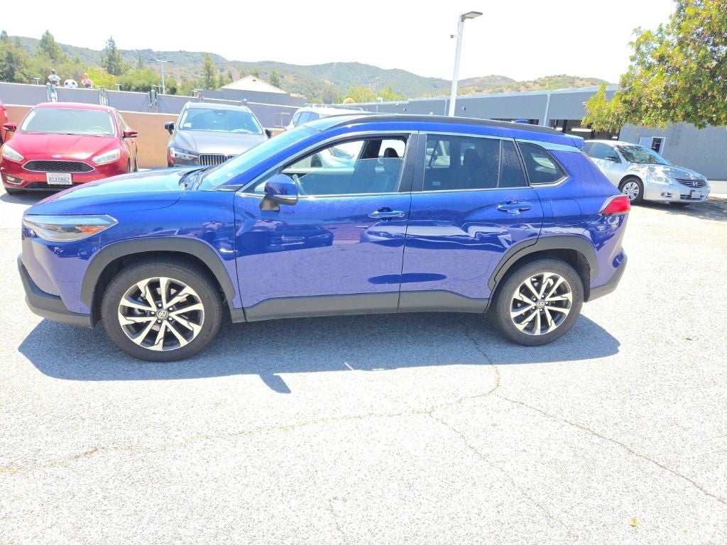 2024 Toyota Corolla Cross XLE