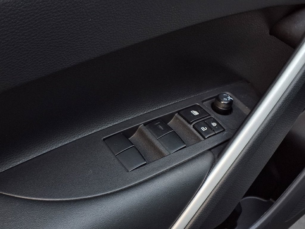 2024 Toyota Corolla Cross Hybrid SE