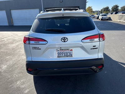 2024 Toyota Corolla Cross Hybrid SE