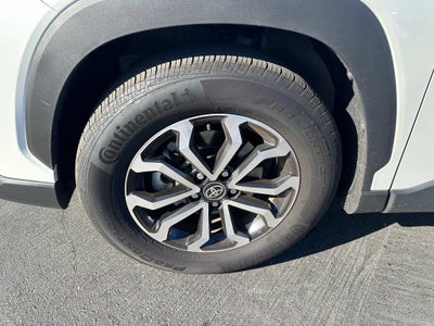 2024 Toyota Corolla Cross Hybrid SE