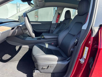 2024 Tesla Model Y Long Range