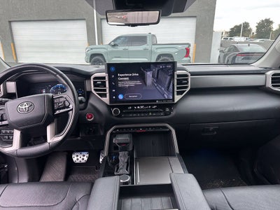2024 Toyota Sequoia SR5