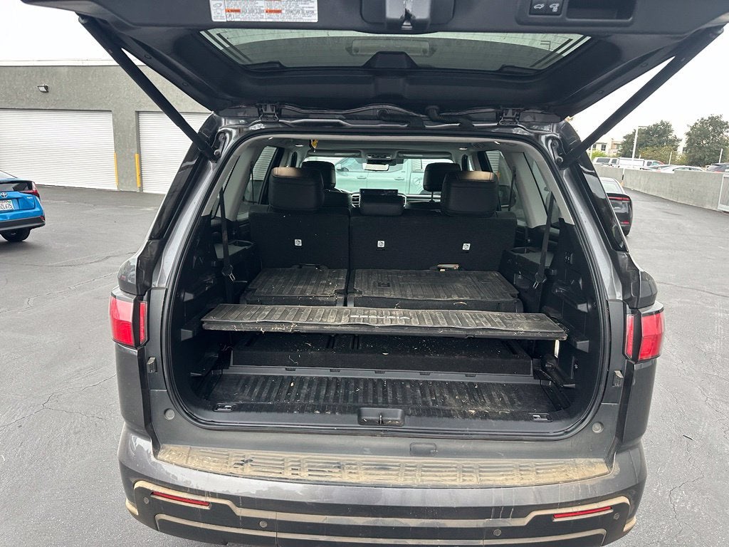 2024 Toyota Sequoia SR5