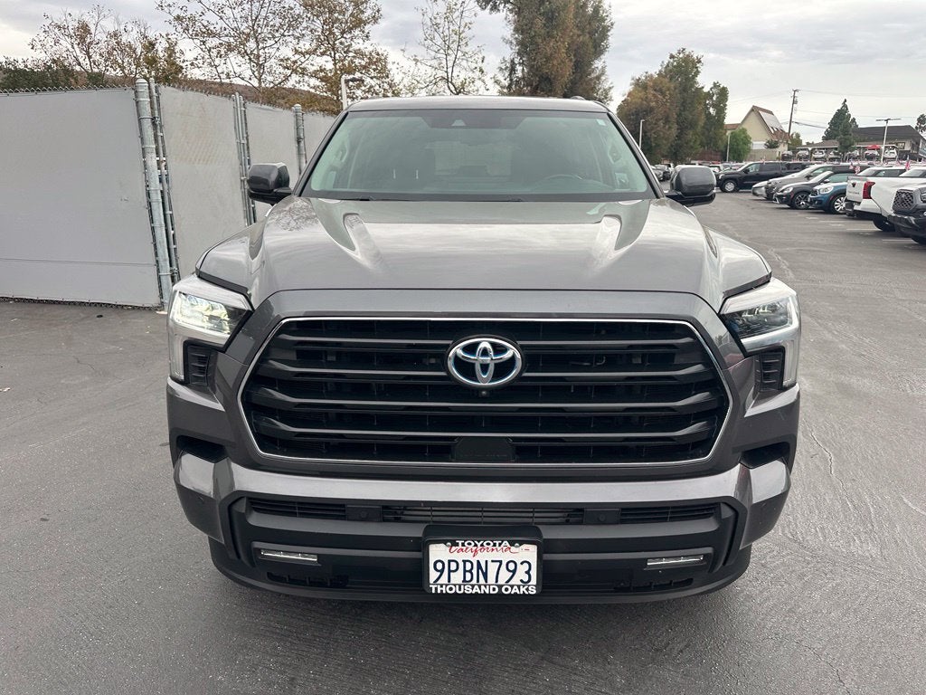 2024 Toyota Sequoia SR5