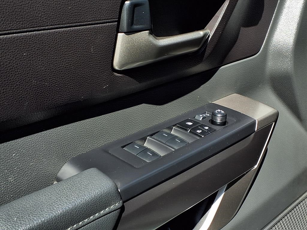 2025 Toyota Sequoia SR5