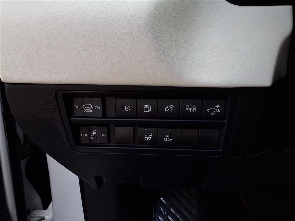 2025 Toyota Sequoia Capstone