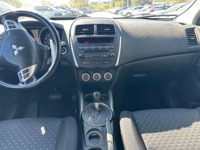 2011 Mitsubishi Outlander Sport SE