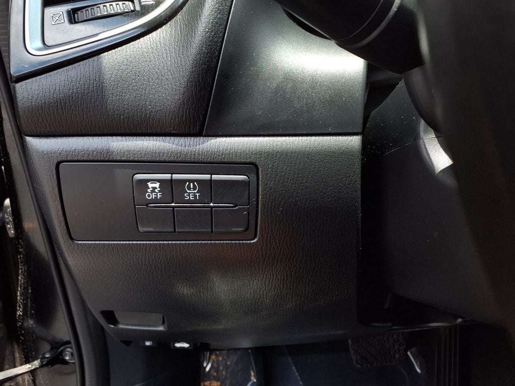 2015 Mazda Mazda3 i Sport
