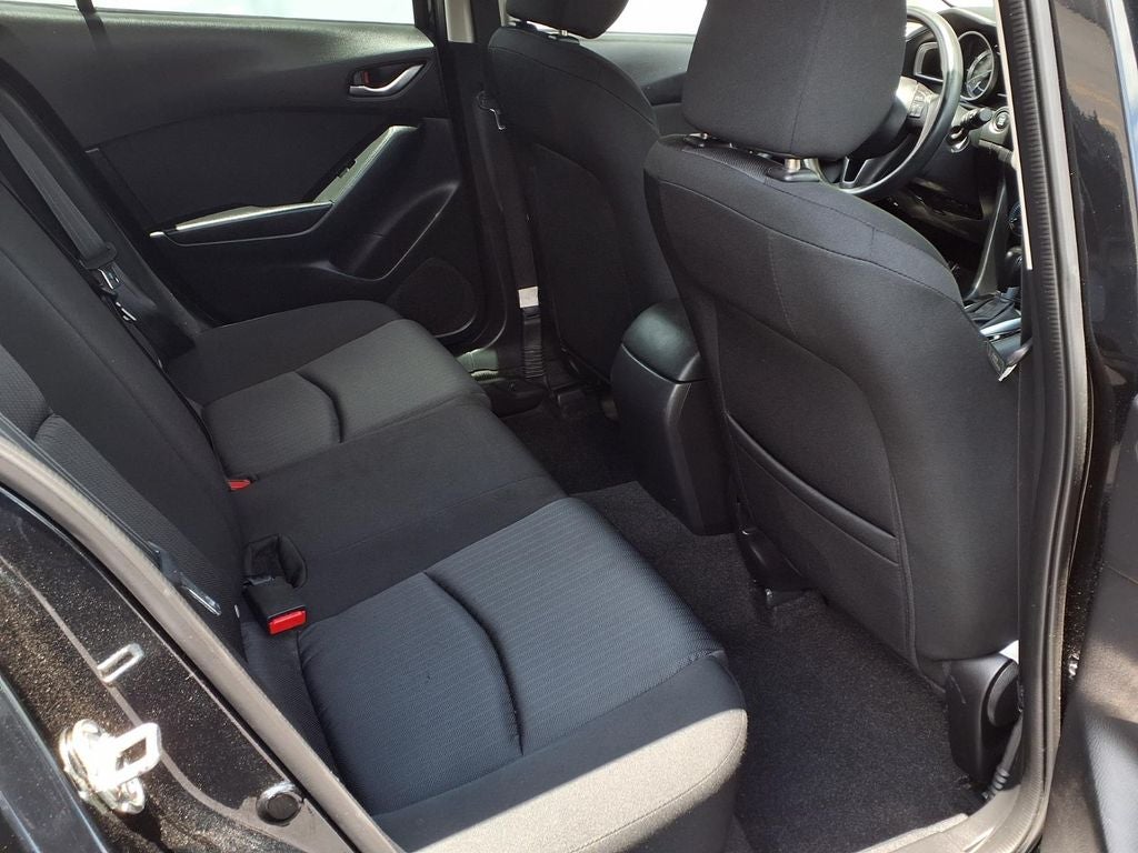 2015 Mazda Mazda3 i Sport