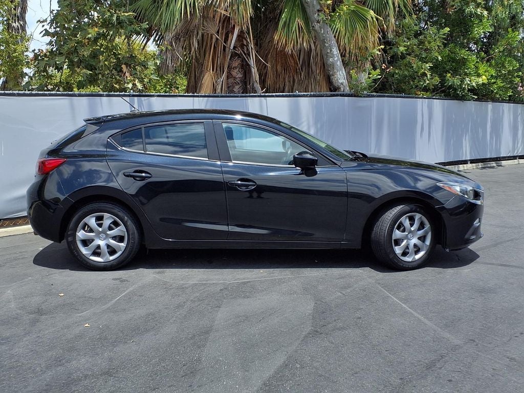 2015 Mazda Mazda3 i Sport
