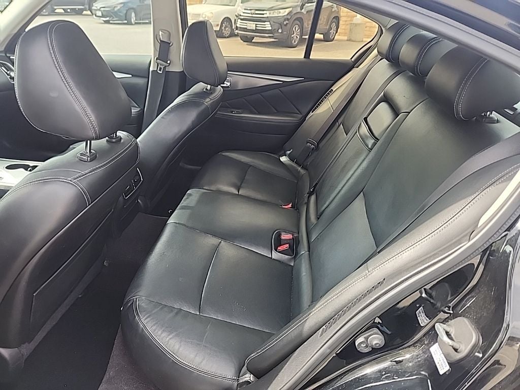 2015 INFINITI Q50 Hybrid Premium