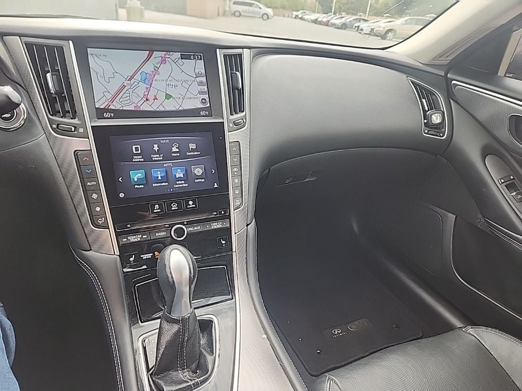 2015 INFINITI Q50 Hybrid Premium
