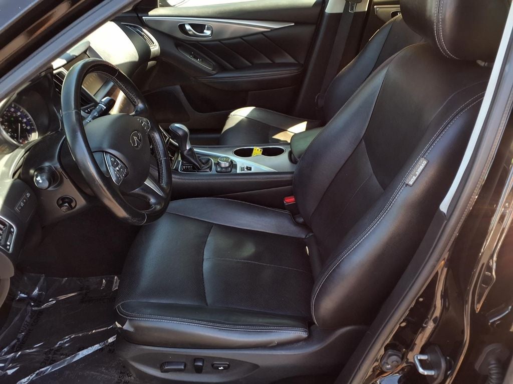 2015 INFINITI Q50 Hybrid Premium