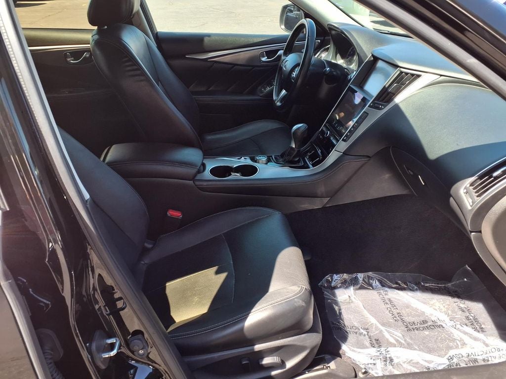 2015 INFINITI Q50 Hybrid Premium