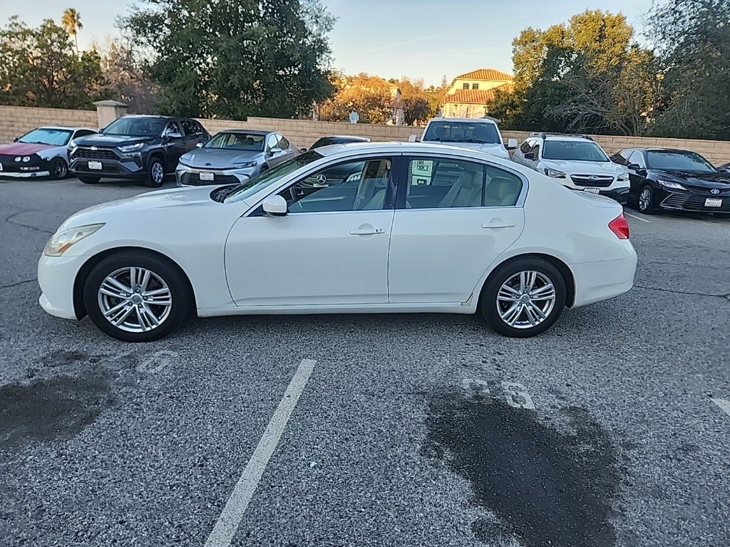 2011 INFINITI G37 Journey