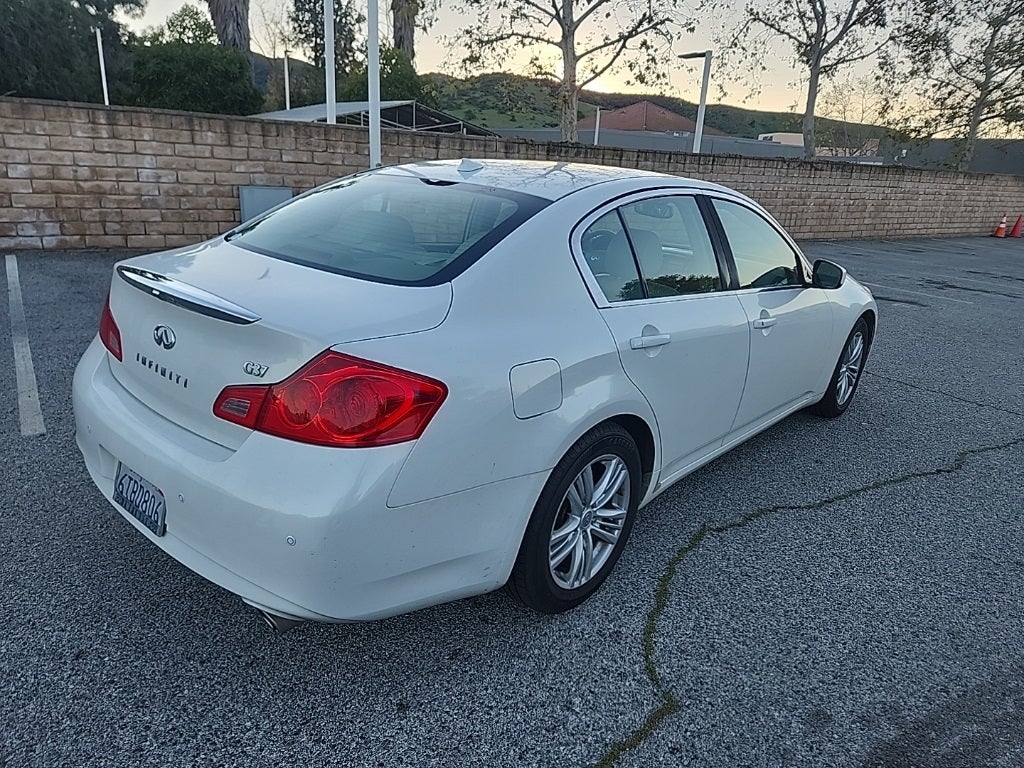 2011 INFINITI G37 Journey