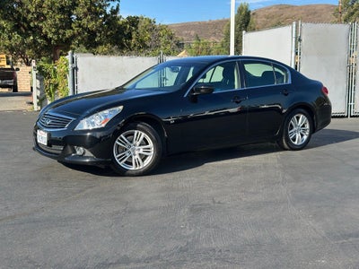 2015 INFINITI Q40 Base