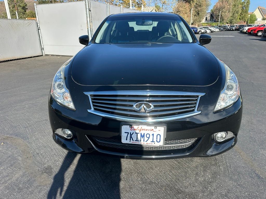 2015 INFINITI Q40 Base