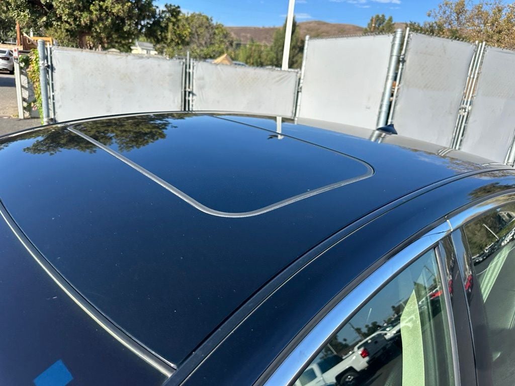 2015 INFINITI Q40 Base