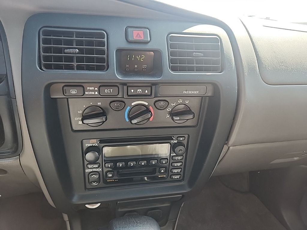 2002 Toyota 4Runner SR5