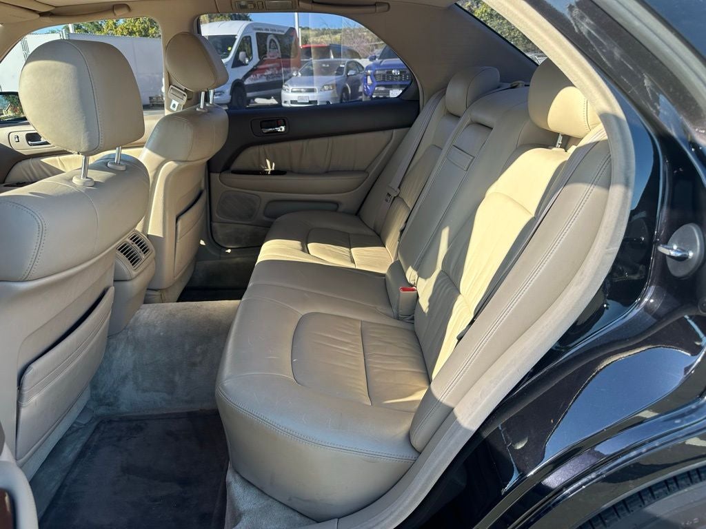 1996 Lexus LS 400