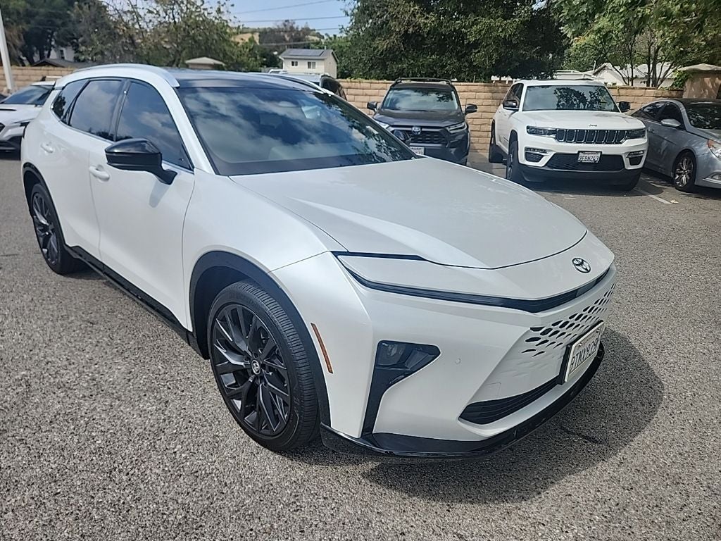 2025 Toyota Crown Signia Limited