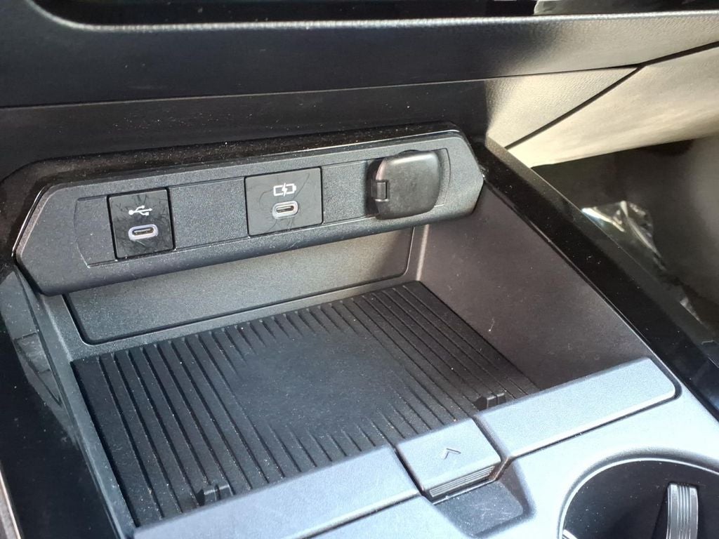 2023 Toyota Prius LE
