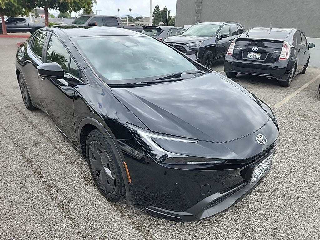 2023 Toyota Prius LE