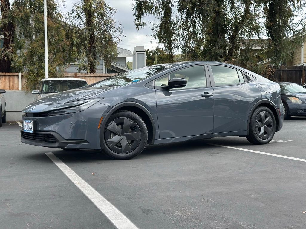 2024 Toyota Prius LE