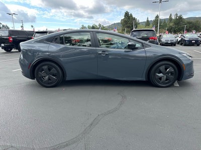 2024 Toyota Prius LE
