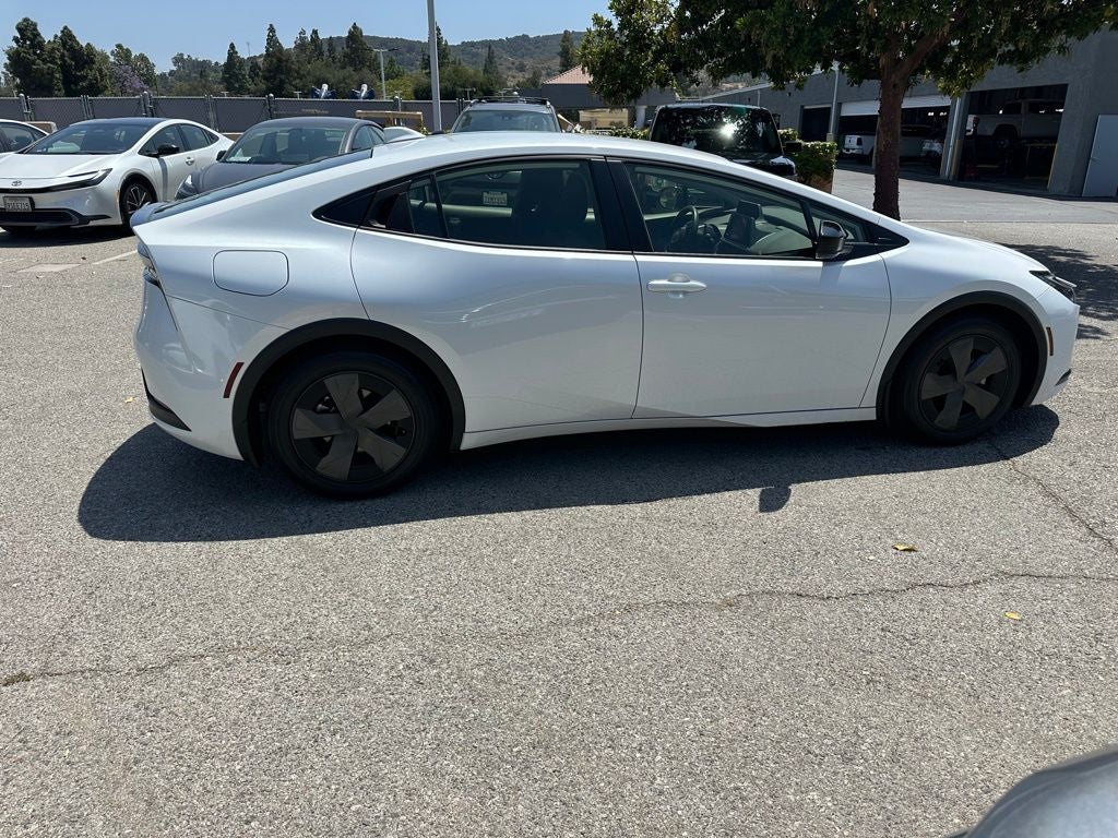 2024 Toyota Prius Prime SE