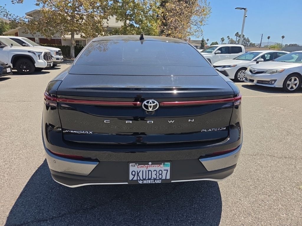 2023 Toyota Crown Platinum