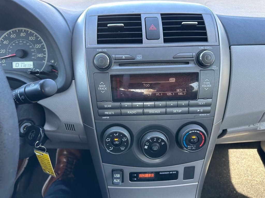 2011 Toyota Corolla LE