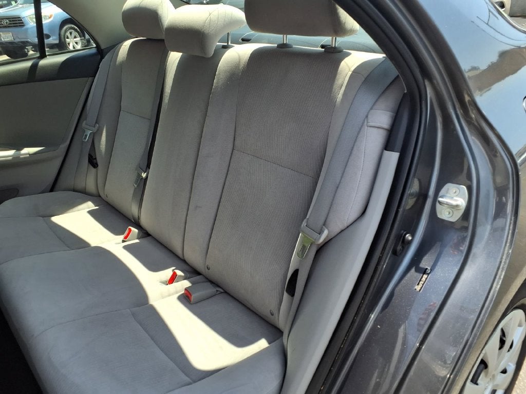 2011 Toyota Corolla LE
