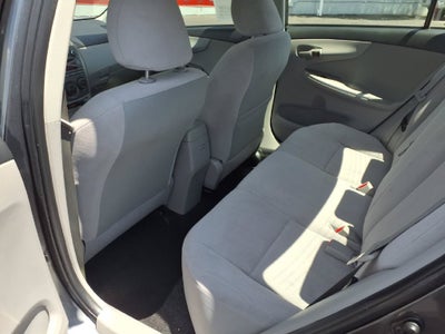 2011 Toyota Corolla LE