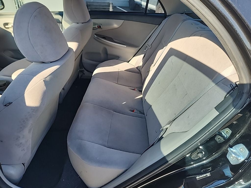 2011 Toyota Corolla LE