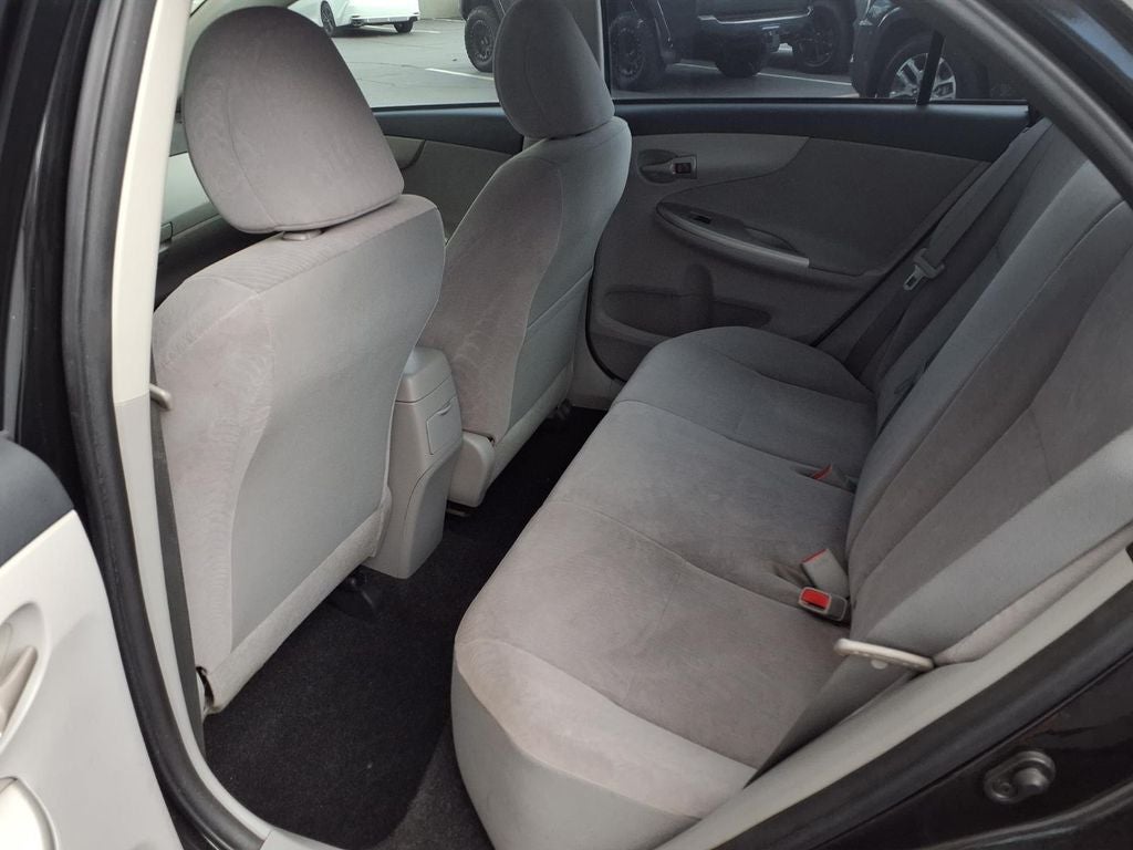 2011 Toyota Corolla LE