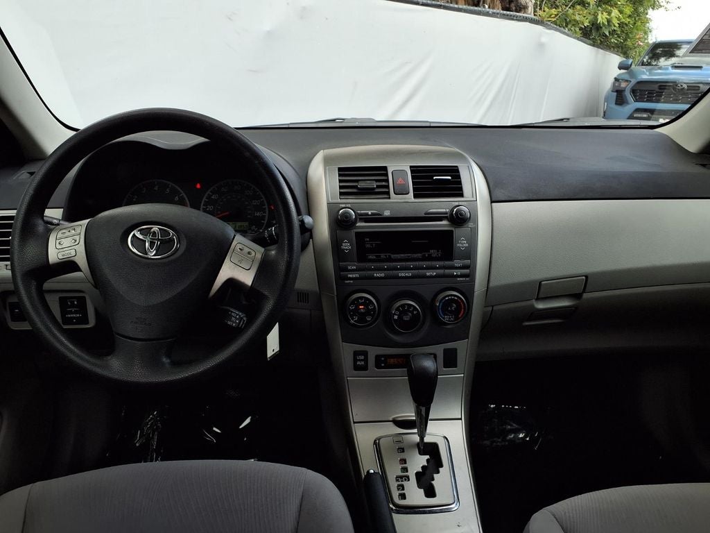 2011 Toyota Corolla LE