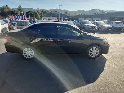 2011 Toyota Corolla LE