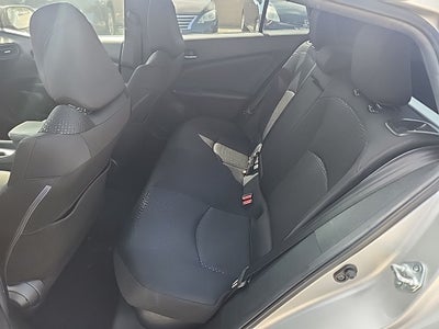 2021 Toyota Prius LE