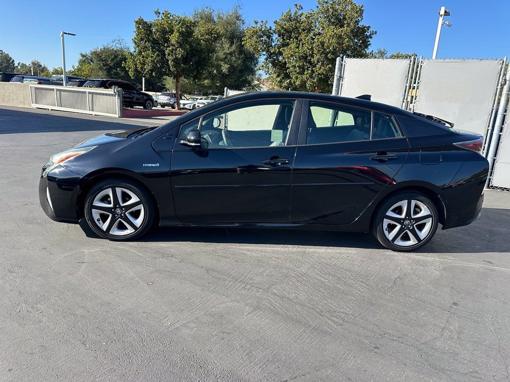 2017 Toyota Prius Three Touring