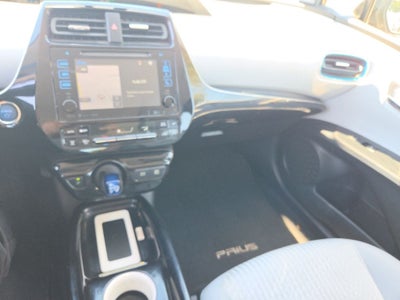 2016 Toyota Prius Three
