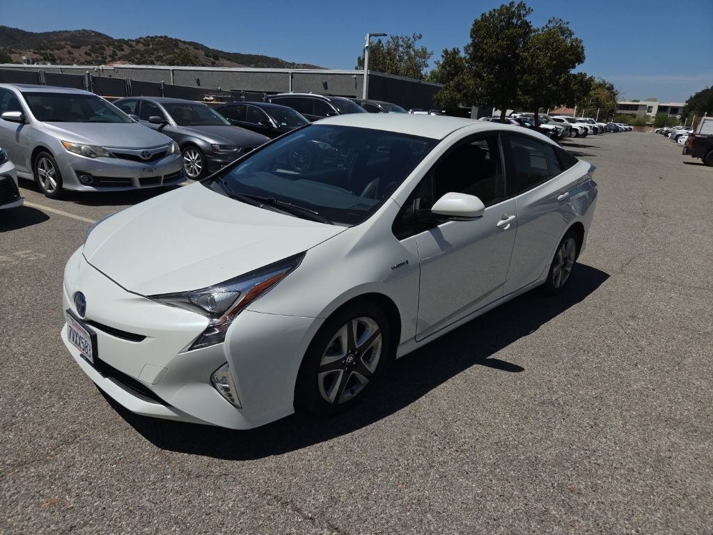 2016 Toyota Prius Three Touring